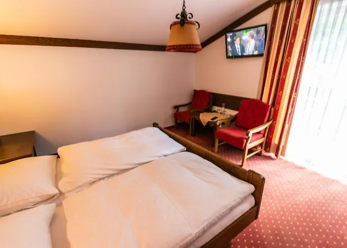 Bergfried ベッド・アンド・ブレックファスト グレーディヒ